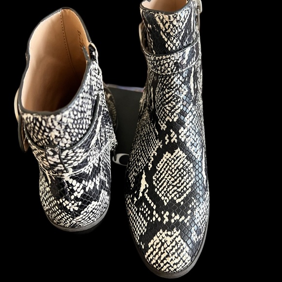 NEW COACH DYLAN HC BTE PRINT BOOTIE 7B - Picture 5 of 5